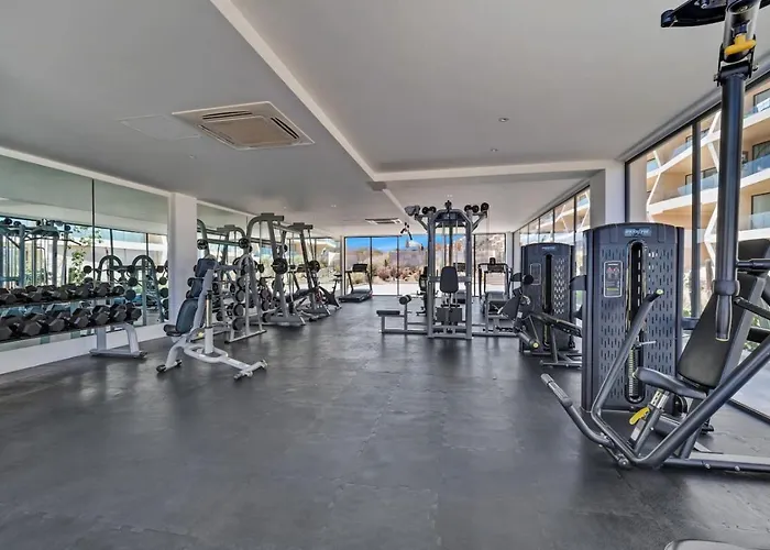 Сasa de vacaciones Arch Views 2 Pools 2 Jacuzzis Gym 3 King Beds *