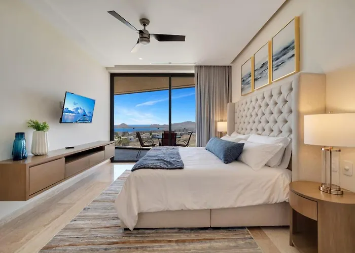 Сasa de vacaciones Arch Views 2 Pools 2 Jacuzzis Gym 3 King Beds Cabo San Lucas